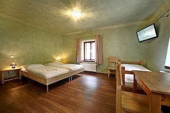 U Hada Guest house