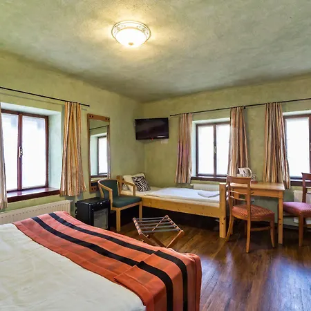 Guest house U Hada 3*