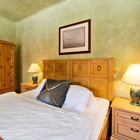U Hada Guest house