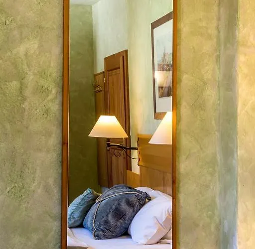 Casa de hóspedes U Hada 3*